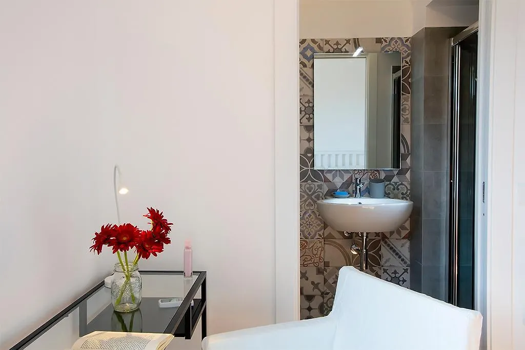 Poggio Di Mare Bed & Breakfast Castelluzzo 0*,  İtalya